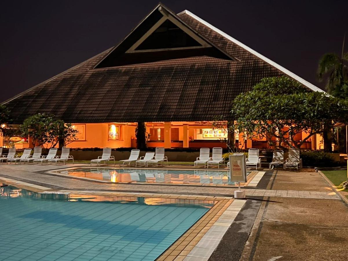 Seafront 38 - Regency Tg Tuan Beach Resort, Port Dickson Exterior photo